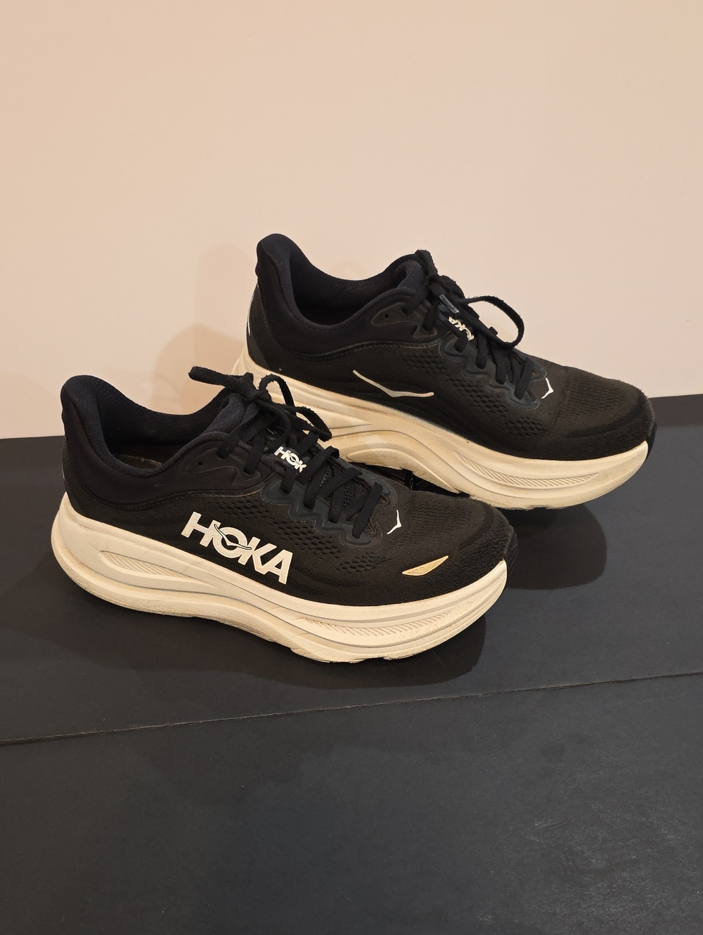 Hoka Bondi 9 Black and White Women's Running Sneakers Size 10 D Wide